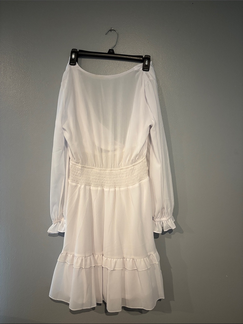 Women's White Long-Sleeve Ruffle Hem Dress
